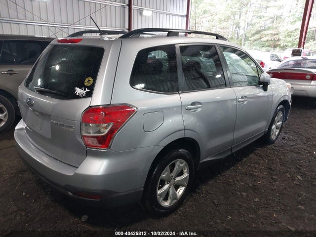 Subaru Forester 2.5i Premium 2015 JF2SJADC4FH802224 Image 4