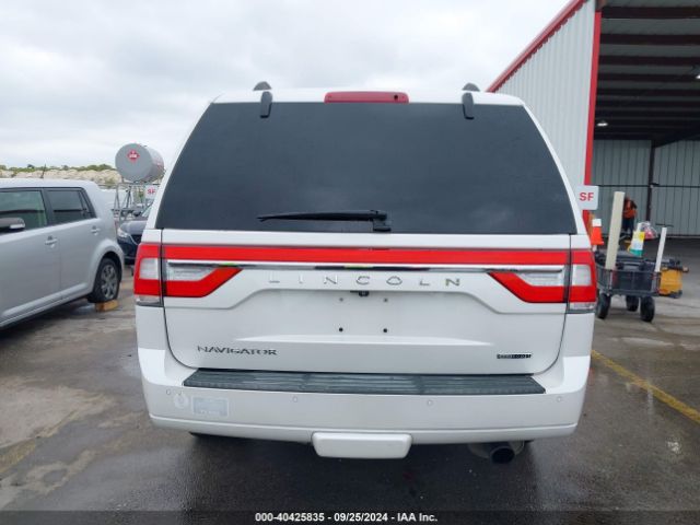5LMJJ2HT9FEJ02302 Lincoln Navigator
