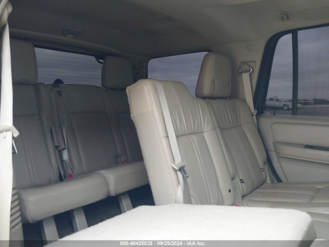 5LMJJ2HT9FEJ02302 Lincoln Navigator