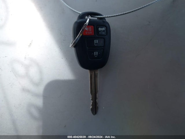 Toyota COROLLA LE 2016 2T1BURHE7GC699872 Image 11