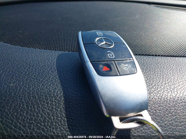 Mercedes-Benz E 300 2018 WDDZF4JB6JA463310 Image 11