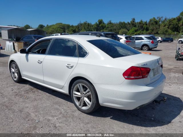 1VWBN7A36EC024267 Volkswagen Passat 2.0l Tdi Se