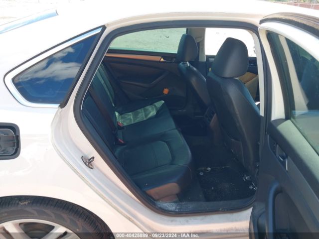 1VWBN7A36EC024267 Volkswagen Passat 2.0l Tdi Se