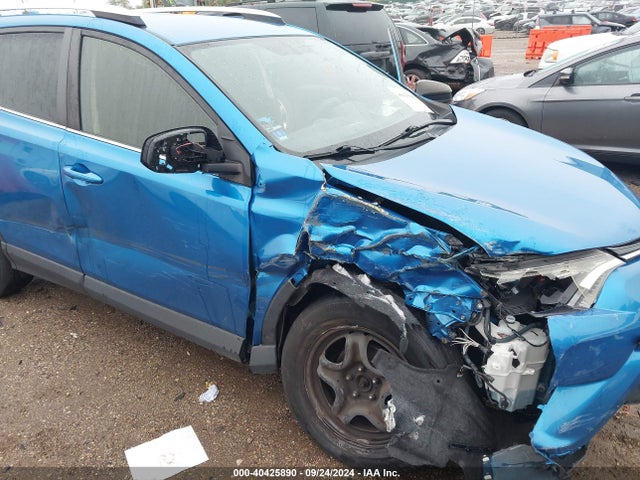 Toyota RAV4 LE 2016 JTMBFREV1GJ072958 Image 6