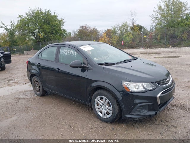 Chevrolet Sonic Ls Auto 2017 1G1JB5SH8H4174457 Image 1