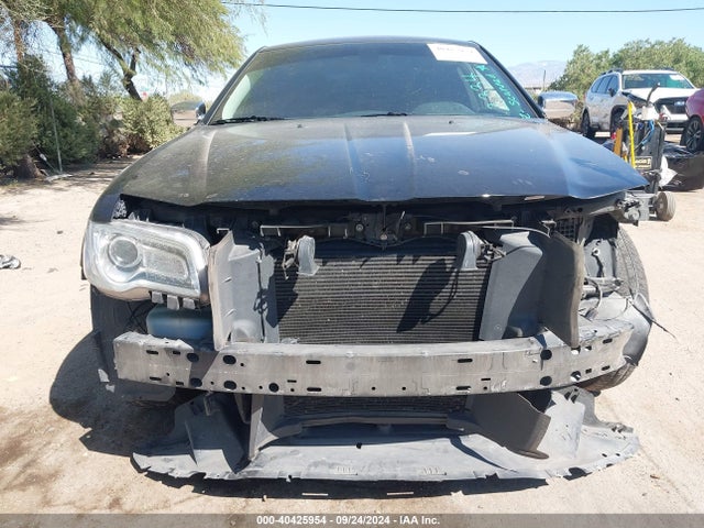 2C3CCAEG1FH876830 Chrysler 300C