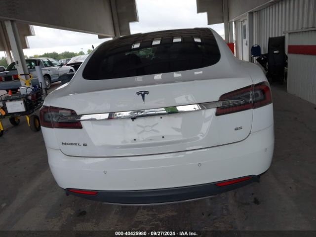 5YJSA1H12EFP50033 Tesla Model S P85