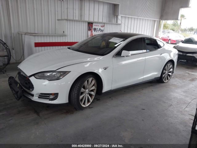 5YJSA1H12EFP50033 Tesla Model S P85