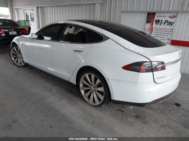 5YJSA1H12EFP50033 Tesla Model S P85