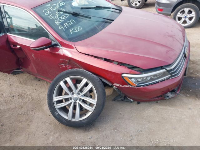 1VWBA7A32JC050130 Volkswagen Passat 2.0t Se