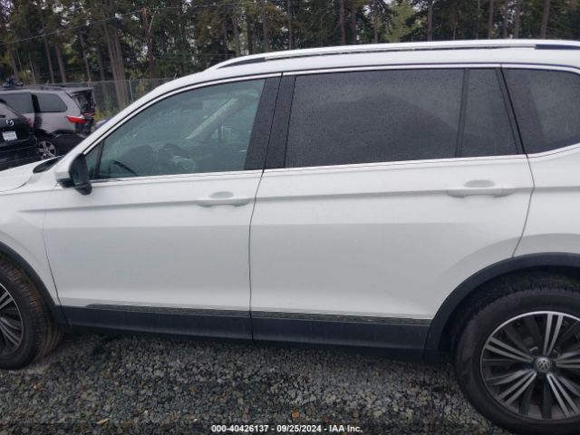 3VV2B7AX8JM038390 Volkswagen Tiguan 2.0t Se/2.0t Sel