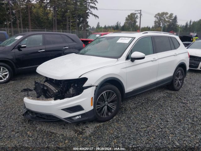 3VV2B7AX8JM038390 Volkswagen Tiguan 2.0t Se/2.0t Sel