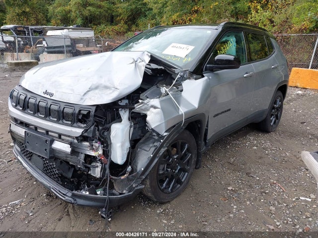 3C4NJDBB5NT176531 Jeep Compass Altitude 4x4