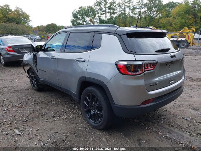 3C4NJDBB5NT176531 Jeep Compass Altitude 4x4