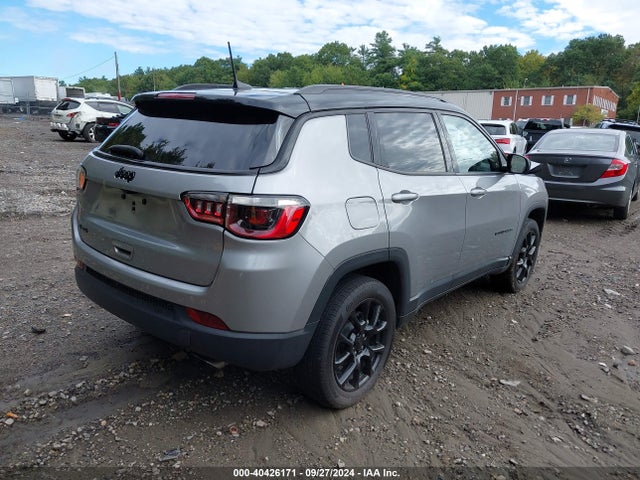 3C4NJDBB5NT176531 Jeep Compass Altitude 4x4