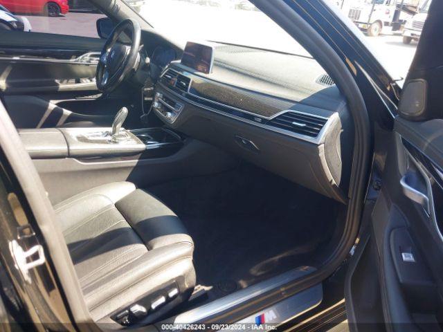 WBA7E2C59KB218297 BMW 740I