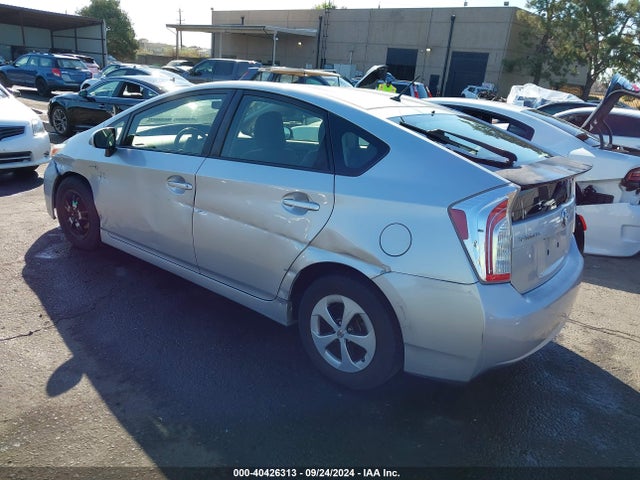 Toyota Prius Two 2015 JTDKN3DU5F0480022 Image 3