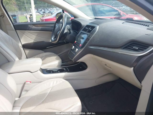 5LMCJ3D9XHUL11730 Lincoln Mkc Reserve