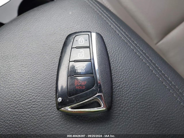 Hyundai Santa Fe Limited Ultimate 2017 KM8SRDHF8HU246101 Image 11
