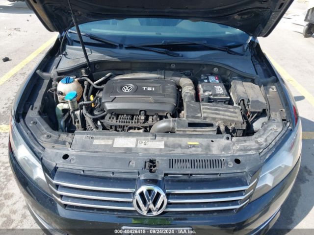 1VWAT7A31FC002499 Volkswagen Passat 1.8t Wolfsburg Edition