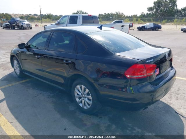 1VWAT7A31FC002499 Volkswagen Passat 1.8t Wolfsburg Edition