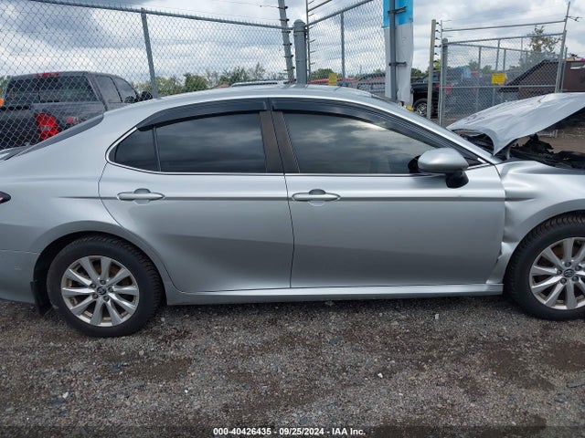 Toyota CAMRY LE 2018 4T1B11HK5JU103048 Image 12