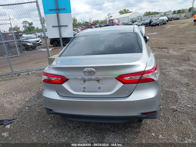Toyota CAMRY LE 2018 4T1B11HK5JU103048 Image 15