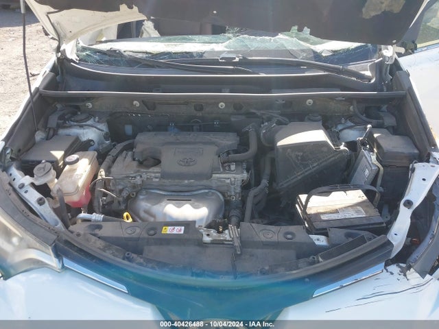 Toyota RAV4 LE 2018 JTMBFREV0JJ234554 Image 10