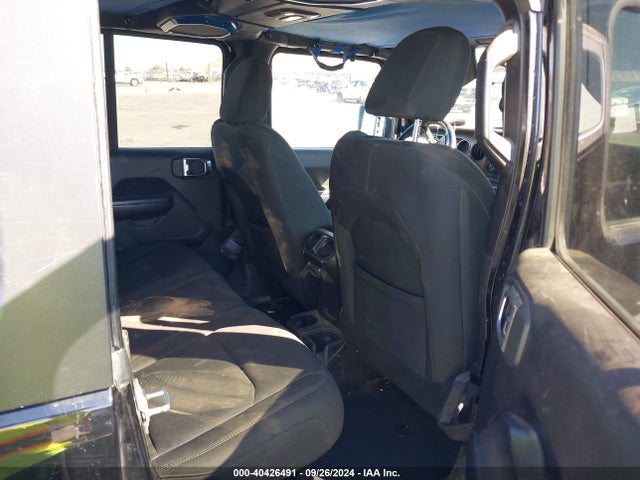 1C4HJXDG4JW241428 Jeep Wrangler Unlimited Sport S 4x4