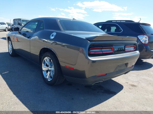 2C3CDZAG3JH321808 Dodge Challenger Sxt