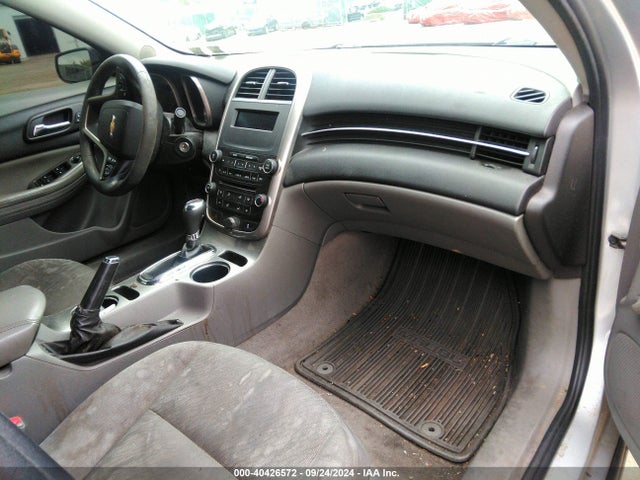 Chevrolet MALIBU LS 2015 1G11B5SL7FF350596 Image 5