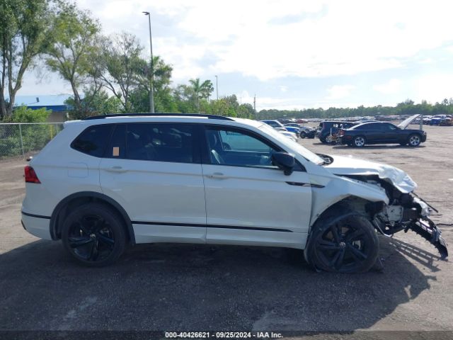 3VVCB7AX4PM101658 Volkswagen Tiguan 2.0t Se R-line Black