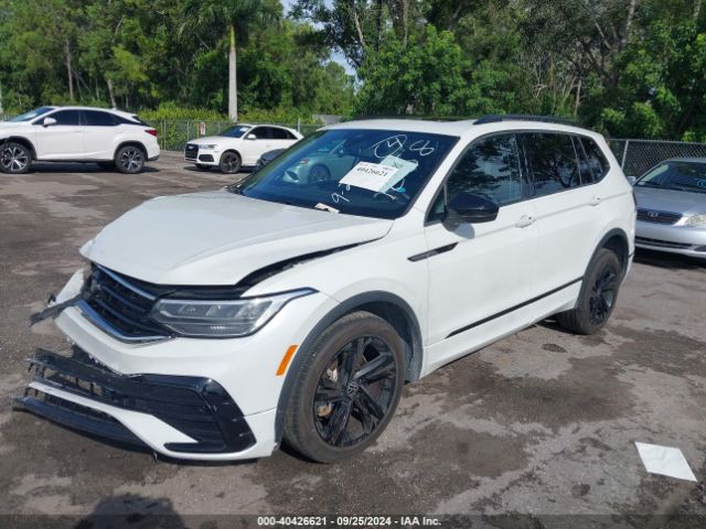 3VVCB7AX4PM101658 Volkswagen Tiguan 2.0t Se R-line Black