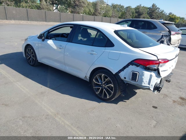 Toyota COROLLA SE 2022 JTDS4MCE7NJ085948 Image 3