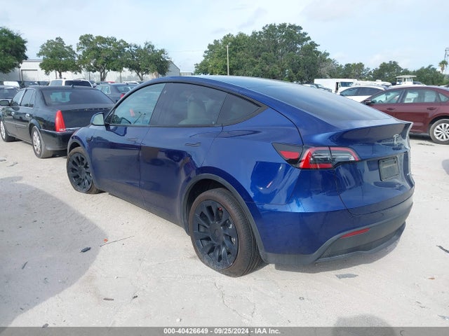 2023 TESLA MODEL Y 7SAYGDEE4PA093661 Photo 2