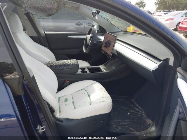 2023 TESLA MODEL Y 7SAYGDEE4PA093661 Photo 4