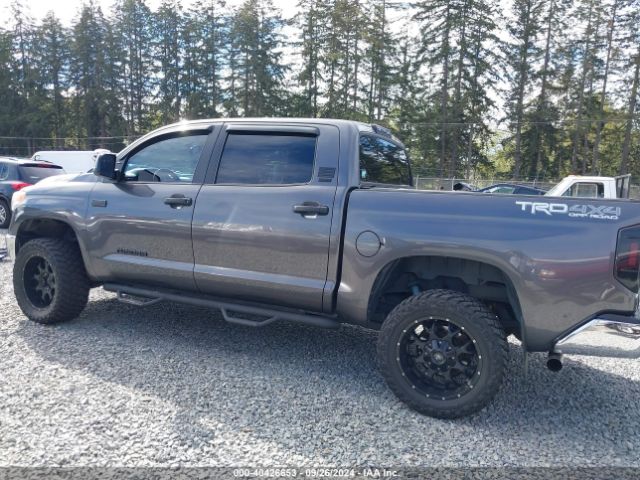 5TFDY5F10GX545222 Toyota Tundra Sr5 5.7l V8