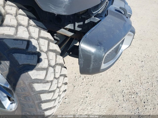 1C4HJXEG2KW527746 Jeep Wrangler Unlimited Sahara 4x4