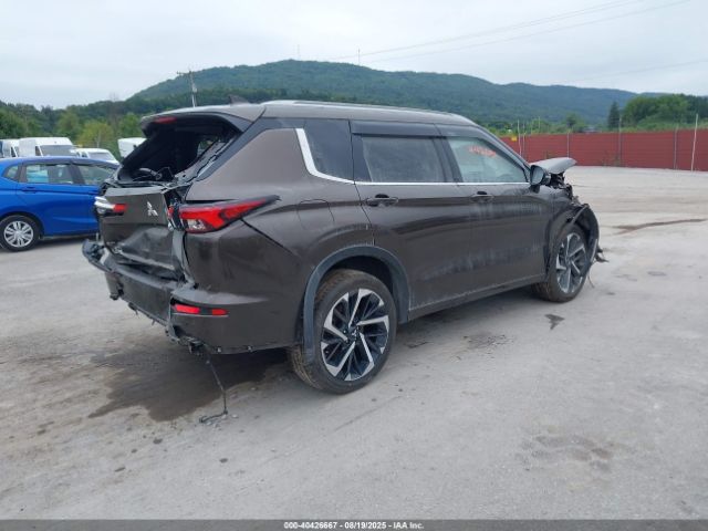 2024 MITSUBISHI OUTLANDER JA4J4WA83RZ004577 Photo 3