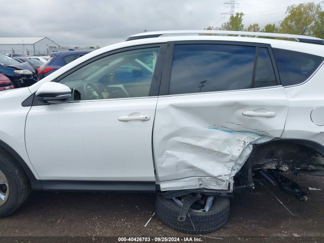 Toyota Rav4 Xle 2014 JTMRFREV3EJ010814 Image 15