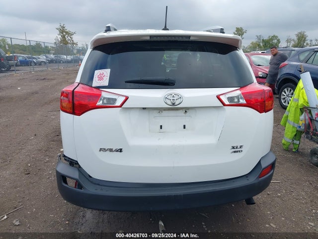 Toyota Rav4 Xle 2014 JTMRFREV3EJ010814 Image 17