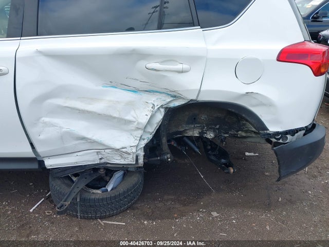 Toyota Rav4 Xle 2014 JTMRFREV3EJ010814 Image 6