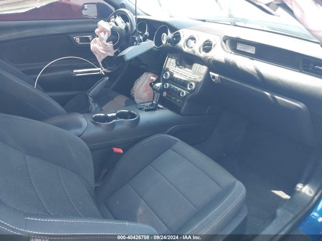 Ford Mustang V6 2017 1FA6P8AM1H5210536 Image 5
