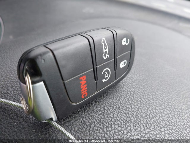 2C3CCAGG7JH267165 Chrysler 300 300s Awd