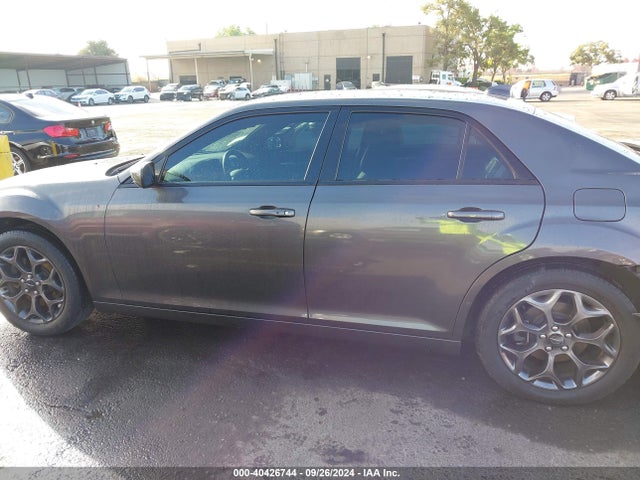 2C3CCAGG7JH267165 Chrysler 300 300s Awd