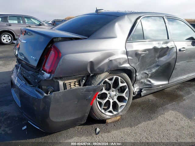 2C3CCAGG7JH267165 Chrysler 300 300s Awd