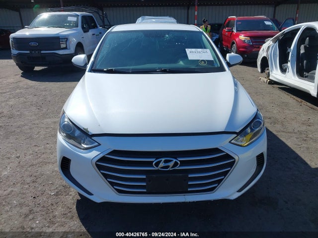 Hyundai ELANTRA SEL 2018 5NPD84LF8JH333441 Image 12
