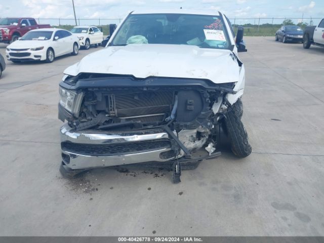 1C6SRECG9LN385979 RAM 1500 Tradesman Quad Cab 4x2 6'4 Box