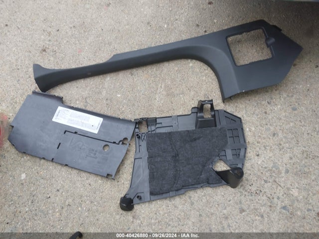 WDDZF4KB3HA026499 Mercedes-Benz E 300 4matic