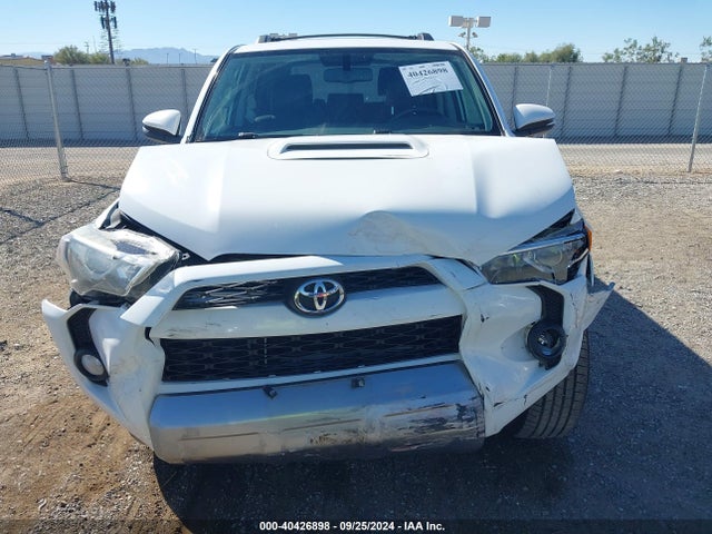 Toyota 4runner Trail Premium 2016 JTEBU5JR6G5329978 Image 12